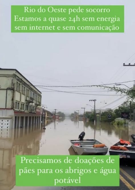 Rio do Oeste pede socorro: Enchente devastadora deixa cidade sem energia e comunicação