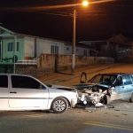 Carro colide com muro e deixa duas mulheres feridas em Rio do Sul