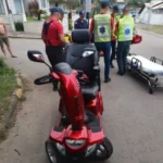 Motociclista é presa por tráfico após descartar cocaína em ponte de Rio do Sul