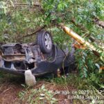 Queda de veículo em rio deixa três feridos na SC-350 em Ituporanga