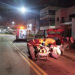 Colisão contra poste deixa mulher ferida em Braço do Trombudo