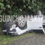 Colisão entre carro e van deixa motorista ferido na BR-470 em Ibirama