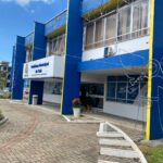 Motorista embriagado é preso após colidir carro contra muro em Rio do Sul