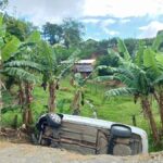 Saída de pista deixa motorista ferido no interior de Taió